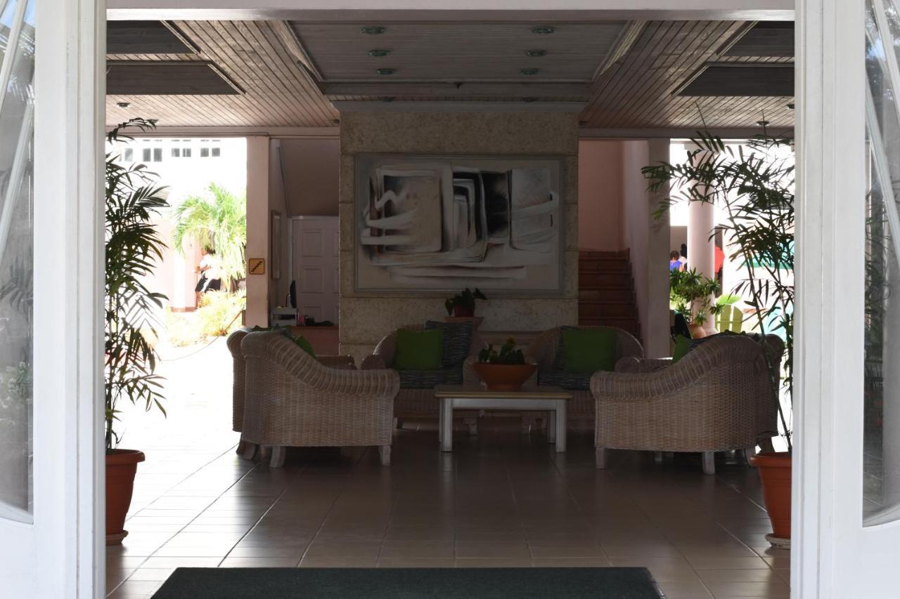 Hotel Pommarine Bridgetown Exterior foto
